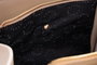 Vince Camuto Bolso Gold 36x26x11 cm, 100% Piel de Polivinilo, Elegante y Versátil para Cualquier Ocasión